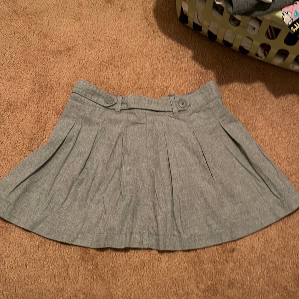 L.O.G.G.  pleated skirt